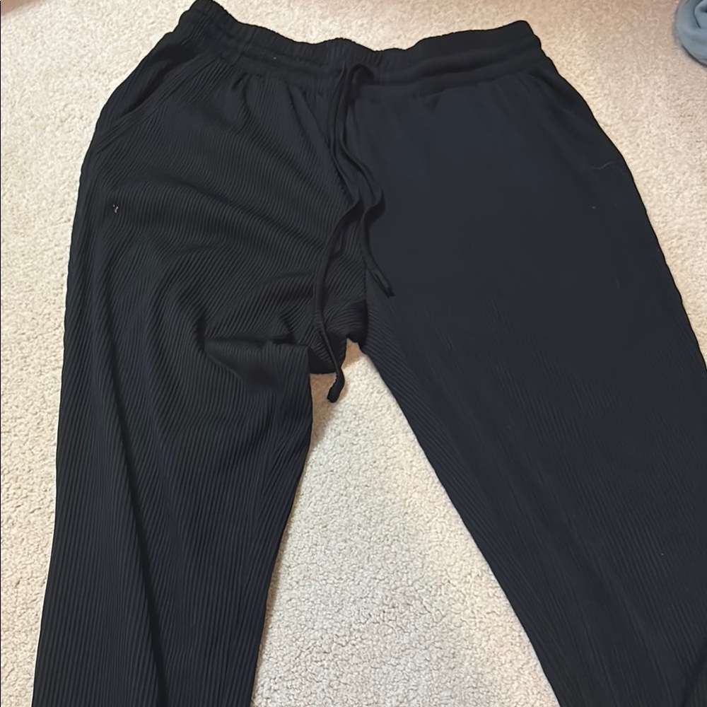 Women’s Altard state revival black ribbed joggers size s